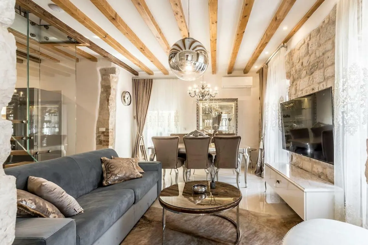 Apartment Berislavic Palace Trogir