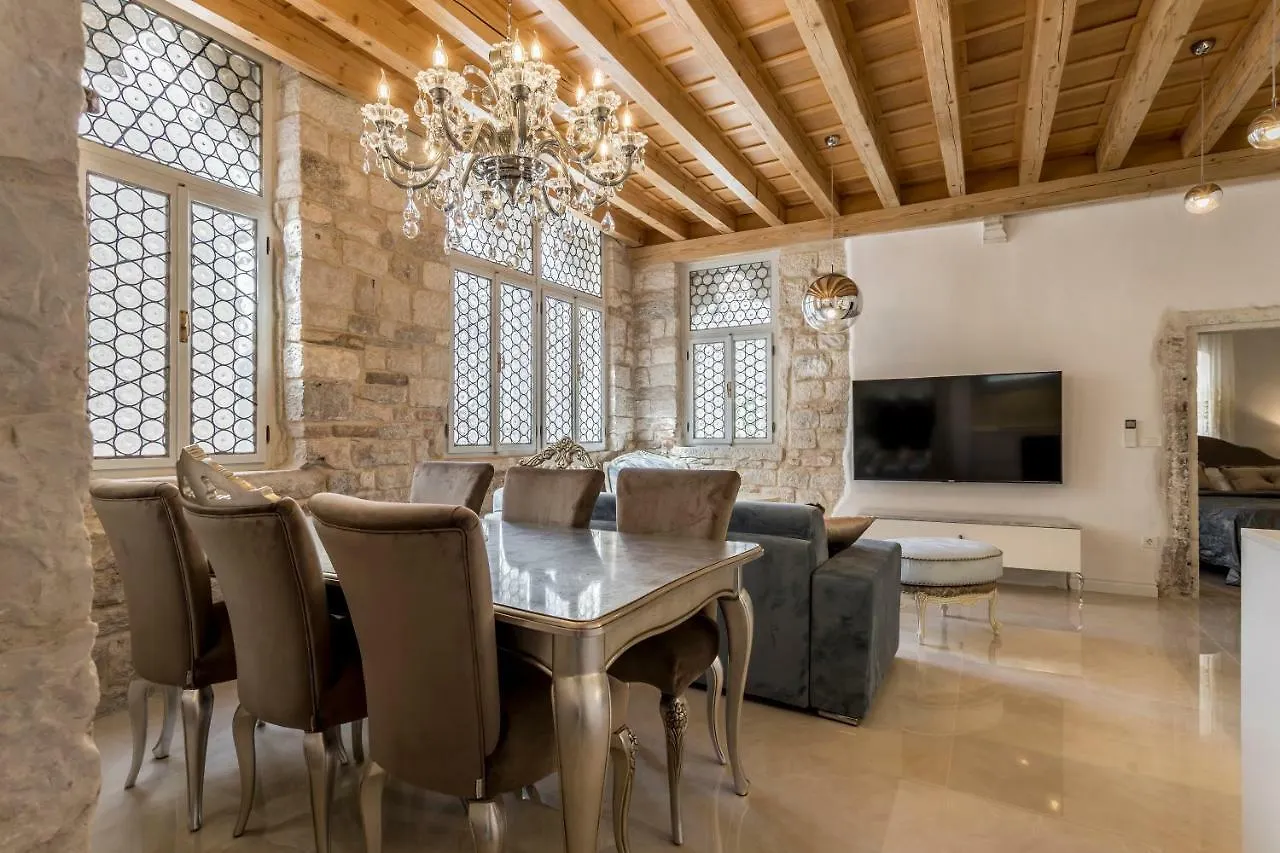 Berislavic Palace Trogir 0*,