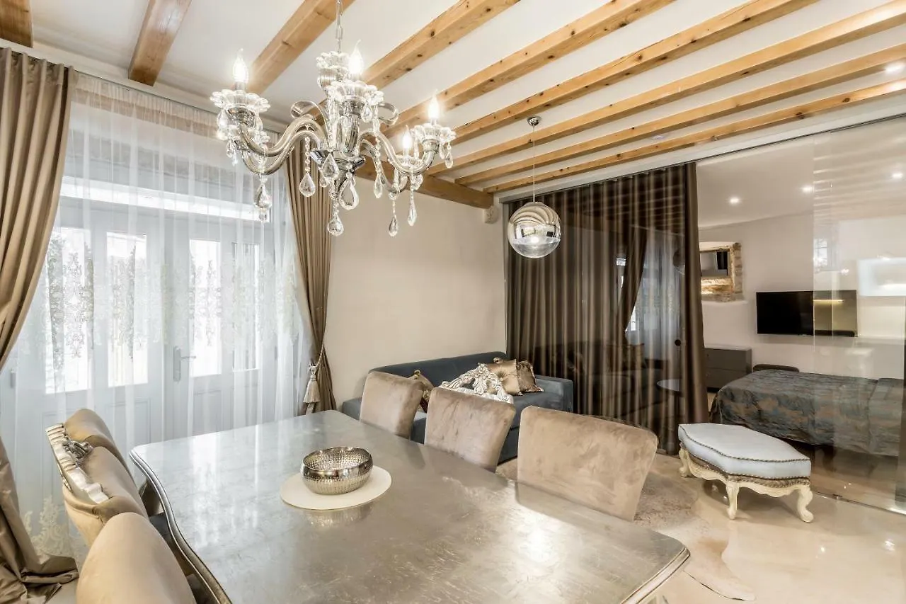 Apartment Berislavic Palace Trogir