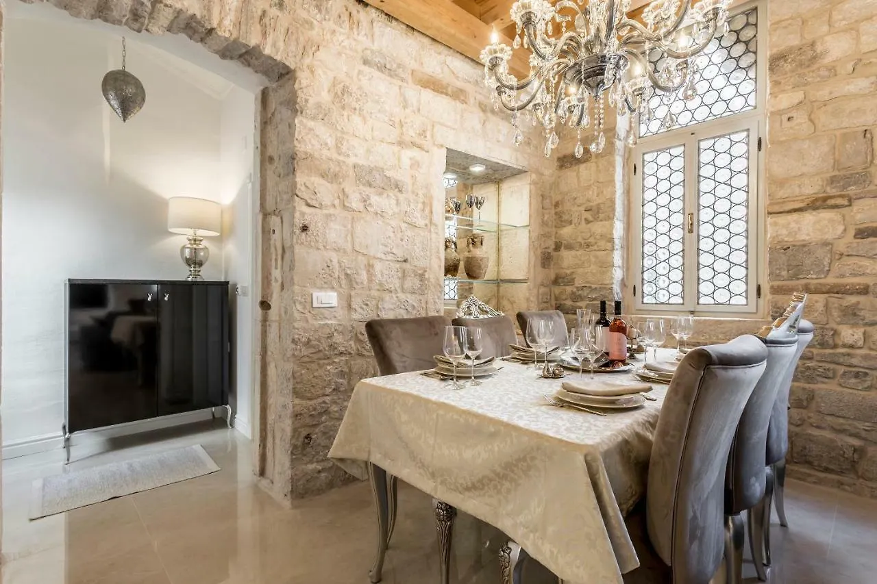Apartment Berislavic Palace Trogir